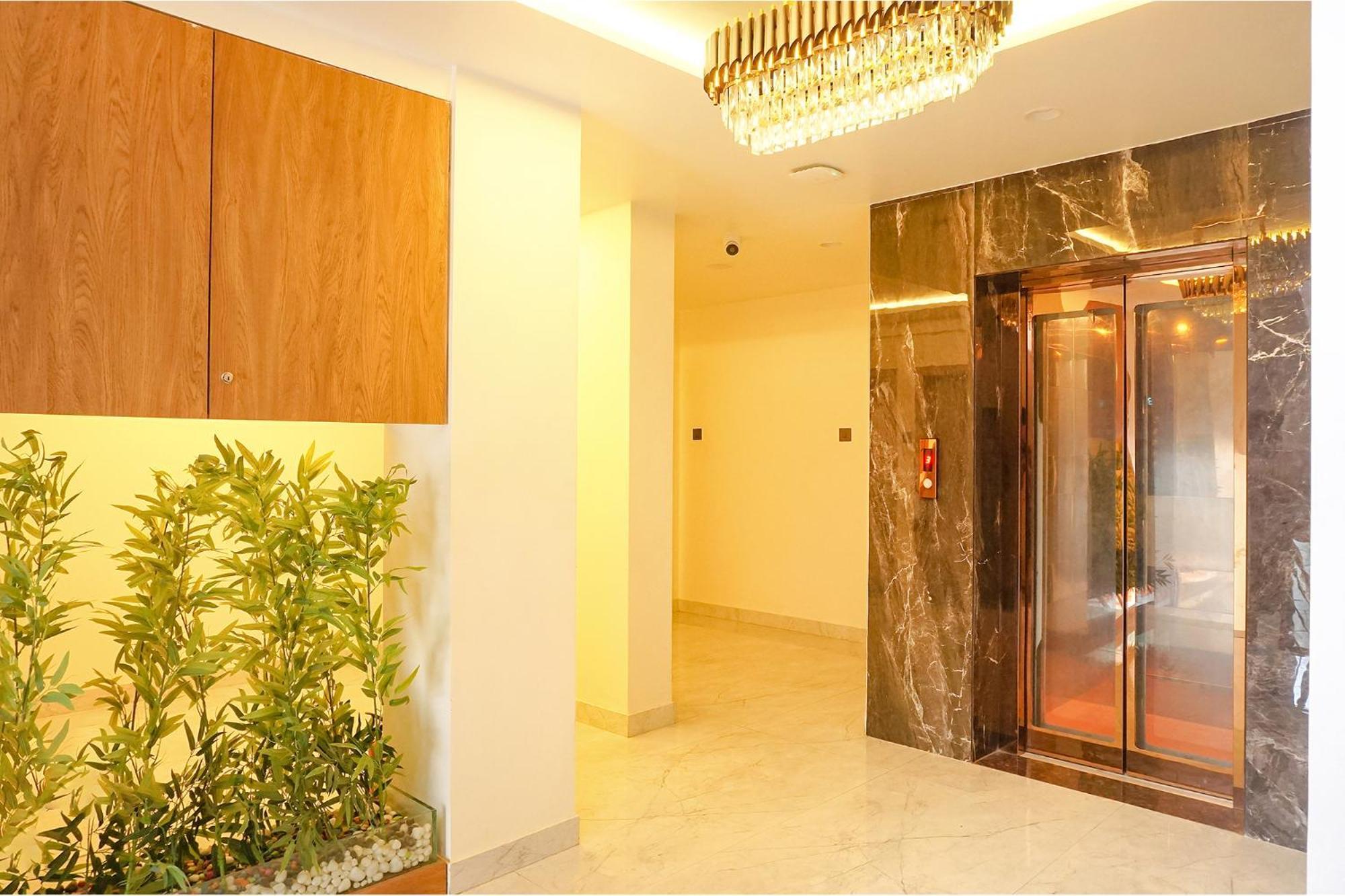 Fabhotel Prime Shourya Residency - Nr Maharshi Karve Museum Pune Bagian luar foto